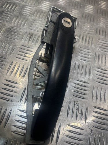 VW Volkswagen Transporter T6 Türgriff Griff außen Vorne Links 7H0837205