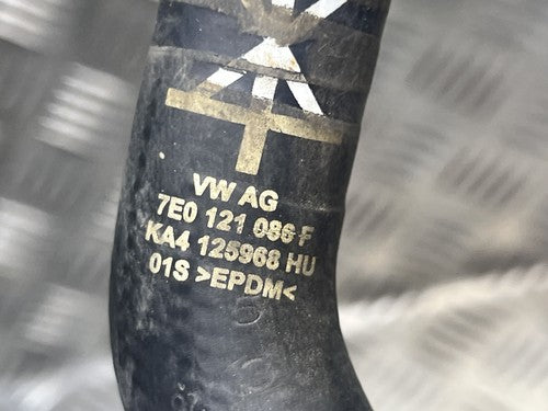 VW Volkswagen Transporter T6 Kühlwasserschlauch mit Schnellkupplung 3B0122291C