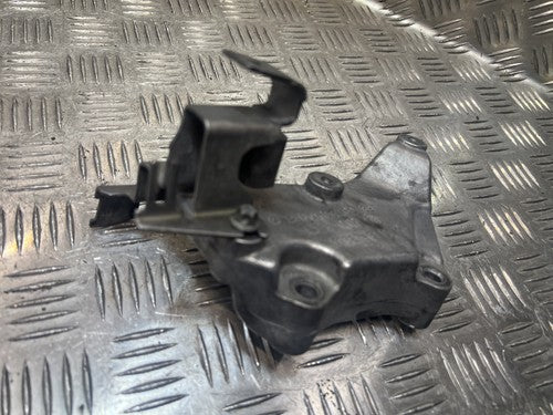 Mercedes Sprinter W906 2.2 CDI Motorhalter Motorlager hinten A6510940039
