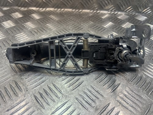 VW Volkswagen Transporter T6 Türgriff Griff außen Vorne Links 7H0837205