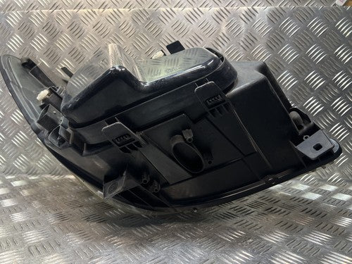 Mercedes Sprinter W906 2.2 CDI Scheinwerfer links A9068200161