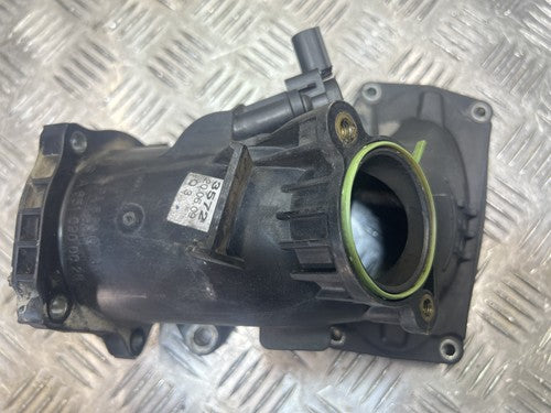 Mercedes Sprinter W906 2.2 CDI Ladeluftkrümmer Rohr Ansaugrohr A6510900028