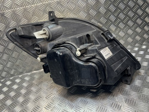 Mercedes Sprinter W906 2.2 CDI Scheinwerfer links A9068200161 A9068200161