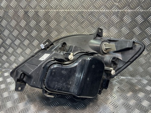 Mercedes Sprinter W906 2.2 CDI Scheinwerfer rechts A9068200261