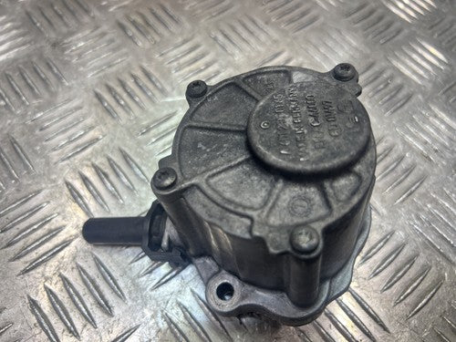 Mercedes Sprinter W906 2.2 CDI Unterdruckpumpe Vakuumpumpe A6512300165