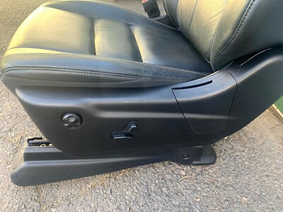 Jeep Grand Cherokee IV WK2 2015 Leder Sitze Vorne Links in schwarz TOP ZUSTAND !
