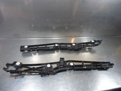 Opel Insignia 2.0 CDTI Befestigung Führung Stoßstange hinten 13238838 / 13238838