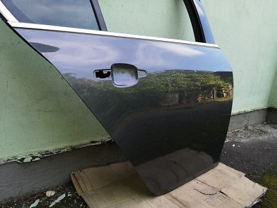 OPEL Tür hinten rechts Z177 Karbongrau ohne anbauteile, ohne delle ORIGINAL gebraucht - INSIGNIA