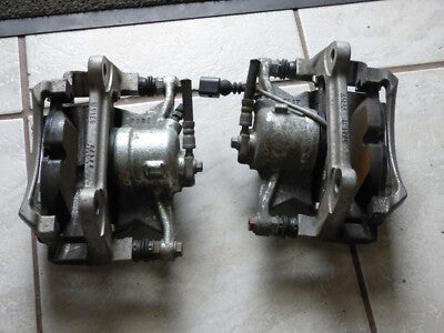 AUDI Q2 Orig. Bremssättel + Bremsscheibe Satz  Vorne R+L TRW NEUWERTIG ! 1150 km