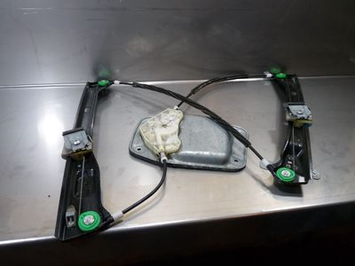VW Golf 5 1.9 TDI vorne links 1K5837461B / 1K5 837 461 B ORIGINAL gebraucht - Fensterheber