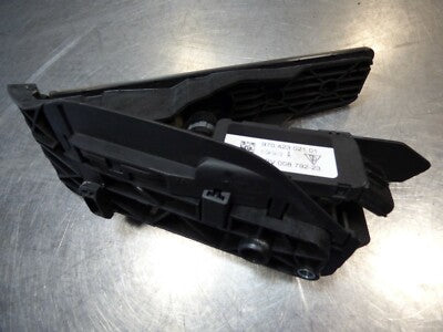 Porsche Panamera 970 Gaspedal  Pedal Gaspotentiometer  97042302101