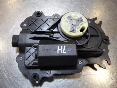 AUDI A8 4E Facelift Softclose Modul Hinten  Links Schliess Motor 4E0837059
