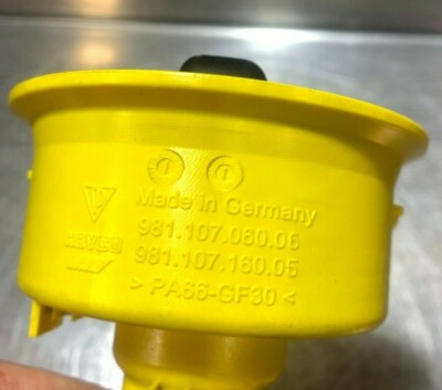 Porsche 981 Deckel Verschluss Einfüllstutzen Motoröl 98110706006 ORIGINAL gebraucht - 98110716005