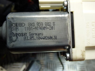 Porsche Cayenne II 92A Elektro motor Vorne Rechts 8K0959802B ORIGINAL gebraucht - Fensterhebermotor