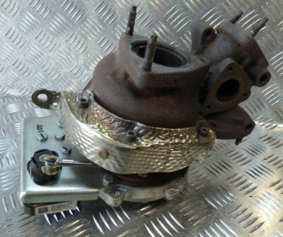 Jeep Grand Cherokee WK2 3.0 CRD EXF Turbolader 35242180F GARRETT