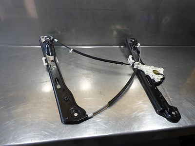 BMW 1 Series 116i SE E87 Fensterheber ohne Motor vorne links 7138465E