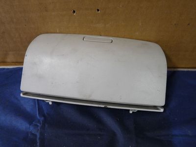 VW Passat 3C, 1K0868837C / 1K0 868 837 C ORIGINAL gebraucht - Ablagefach
