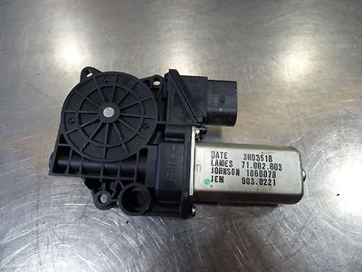 BMW 1er 116i (E87) ORIGINAL gebraucht - Fensterhebermotor hinten links / 1060078 ORIGINAL gebraucht - 71002603