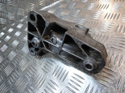 VW T5 2.5 TDI AXD BNZ Motorhalter _ 7H0199207B _ ORIGINAL gebraucht - Transporter