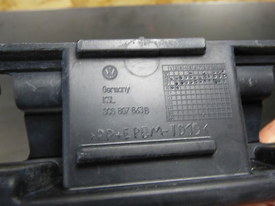 VW Passat CC Halter Heckstoßstange 3C8807863B ORIGINAL gebraucht - Befestigungsleiste