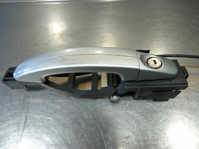 FORD FOCUS MK2 DRIVER SIDE DOOR HANDLE & BRACKET IN SILVER 2008 4M51- ORIGINAL gebraucht - A21978