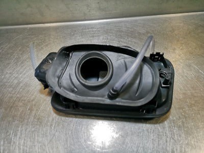 AUDI Q2 1.4 TFSI Orig Tankdeckel 81A809906 LY9T ORIGINAL gebraucht - Tankklappe