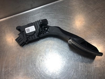 Audi A3 8V 8V1 RHD THROTTLE PEDAL 5Q2723503D VW SEAT SKODA ORIGINAL gebraucht - ACCELERATOR