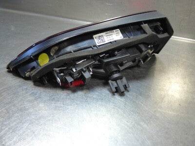 OPEL ASTRA K Limo 5 türer Rückleucht innen Heckklappenleuchte rechts 39032993
