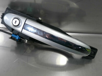 FORD MONDEO MK4 GIA DRIVER SIDE DOOR HANDLE & BRACKET IN SILVER 2008