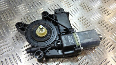 Alfa Romeo Stelvio Facelift Fensterhebermotor Vorne Rechts ORIGINAL gebraucht - 0130822068