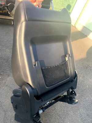 Jeep Grand Cherokee IV WK2 2015 Leder Sitze Vorne Links in schwarz TOP ZUSTAND !