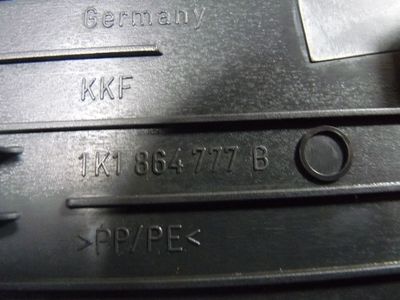 Skoda Octavia II 2.0 TDI Fußablage / 1K1 864 777 B ORIGINAL gebraucht - 1K1864777B