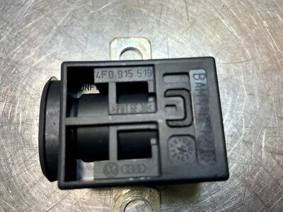 Porsche Panamera 970 Batterieüberlastungsschutz Zentralsicherung  4F0915519