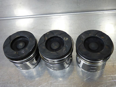 Kolben für Citroen Peugeot 1.6 HDi Ford 1.6 TDCI Fiat Scudo1.6 D 9H01