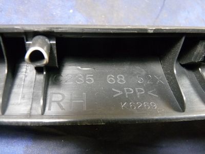 MAZDA 5 FURANO 2007 5DR Blende, Verkleidung / C235 68 52X ORIGINAL gebraucht - C2356852X