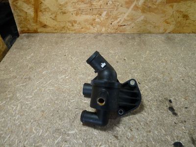 VW PASSAT 2.0 TDI Thermostatgehäuse / 03L 121 111 AE ORIGINAL gebraucht - 03L121111AE