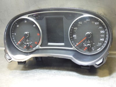 Audi A1 8X 1.6 TDI Speedometer Clock Instrument Cluster 8X0920980N – Produktansicht 3