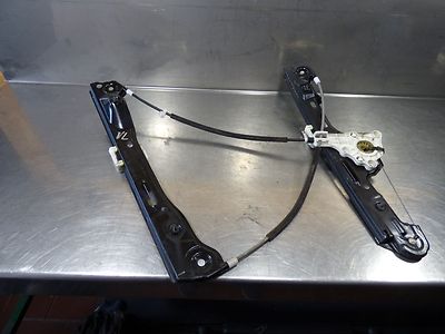 BMW 1er 116i (E87) Fensterheber ohne Motor vorne links 7067795S / 7 067 795 S