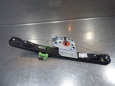 BMW 1 Series 118d ES Fensterheber ohne motor, hinten links 7067797 / 7 0677 97