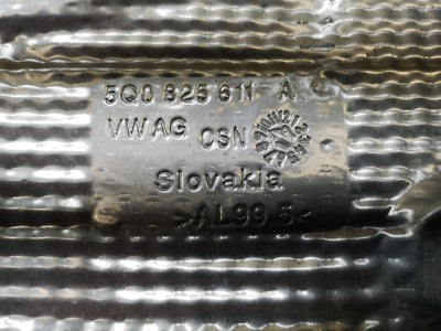 AUDI Q2 Orig. Hitzeschutz 5Q0825611A * NEUWERTIG * ORIGINAL gebraucht - Hitzeblech