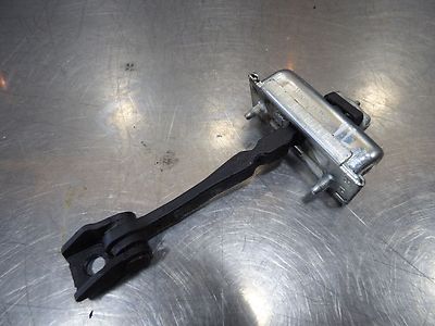 Opel Corsa D Bj.:2012 Türfangband vorne 13180682