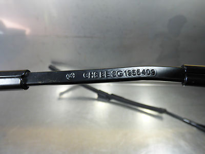 VW Passat 3G B8 original vorne Wischerarme Aero Twin Wischer 3G1955409 3G1955410
