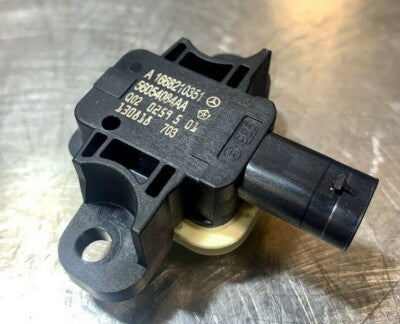 Orig Jeep Grand Cherokee IV WK2 Airbagsensor Sensor Crashsensor 56054084AA