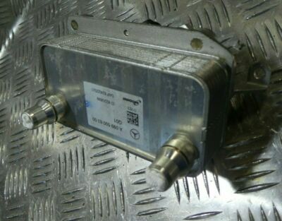 Mercedes W213 W205 200 220 CDI 654.920 2018 Ölkühler A0995006300