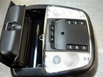 Jeep Grand Cherokee WK2 Innenbeleuchtung vorne 1VS221X9AB scwarz Brillenhalter