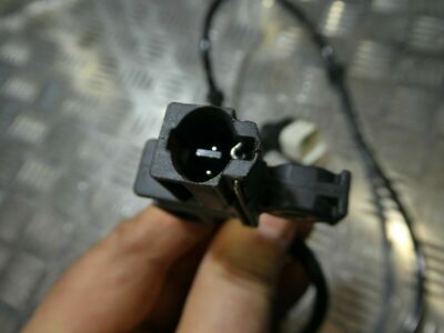 Mercedes-Benz W213 2018 Kabel Hinten Rechts Bremssattel Parkbremse A2055404006