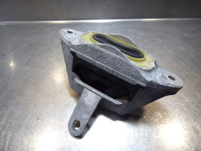 Opel Astra J Sports Tourer 1.7 CDTI Motorhalter vorne links ORIGINAL gebraucht - 13248546