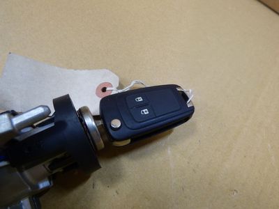 OPEL INSIGNIA 2.0 CDTI Zündschloss mit 1x Schlüssel 13502301  13501002  25799293