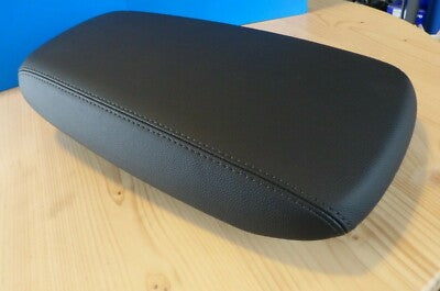 Alfa Romeo Stelvio Q4 2021 Mittelkonsole Armlehne Schwarz-Stitched Leder