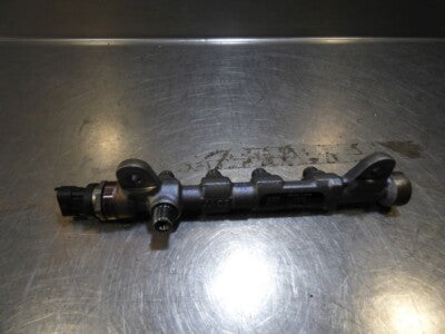 Opel Insignia 2.0 CDTI Verteilerrohr Einspritzleiste ORIGINAL gebraucht - 55576177